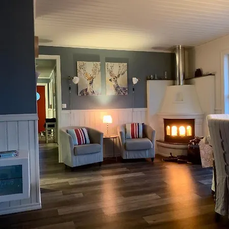 Exclusive Fjordside Villa With Swimming Pool, Sauna, Jacuzzi And Boat Hire * Sveio