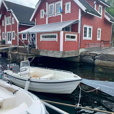 Exclusive Fjordside Villa With Swimming Pool, Sauna, Jacuzzi And Boat Hire Nyaraló Sveio