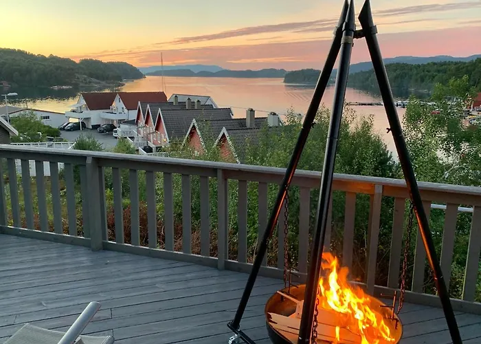 Exclusive Fjordside Villa With Swimming Pool, Sauna, Jacuzzi And Boat Hire * Sveio
