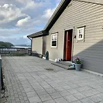 Exclusive Fjordside Villa With Swimming Pool, Sauna, Jacuzzi And Boat Hire Hébergement de vacances
