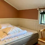 Exclusive Fjordside Villa With Swimming Pool, Sauna, Jacuzzi And Boat Hire